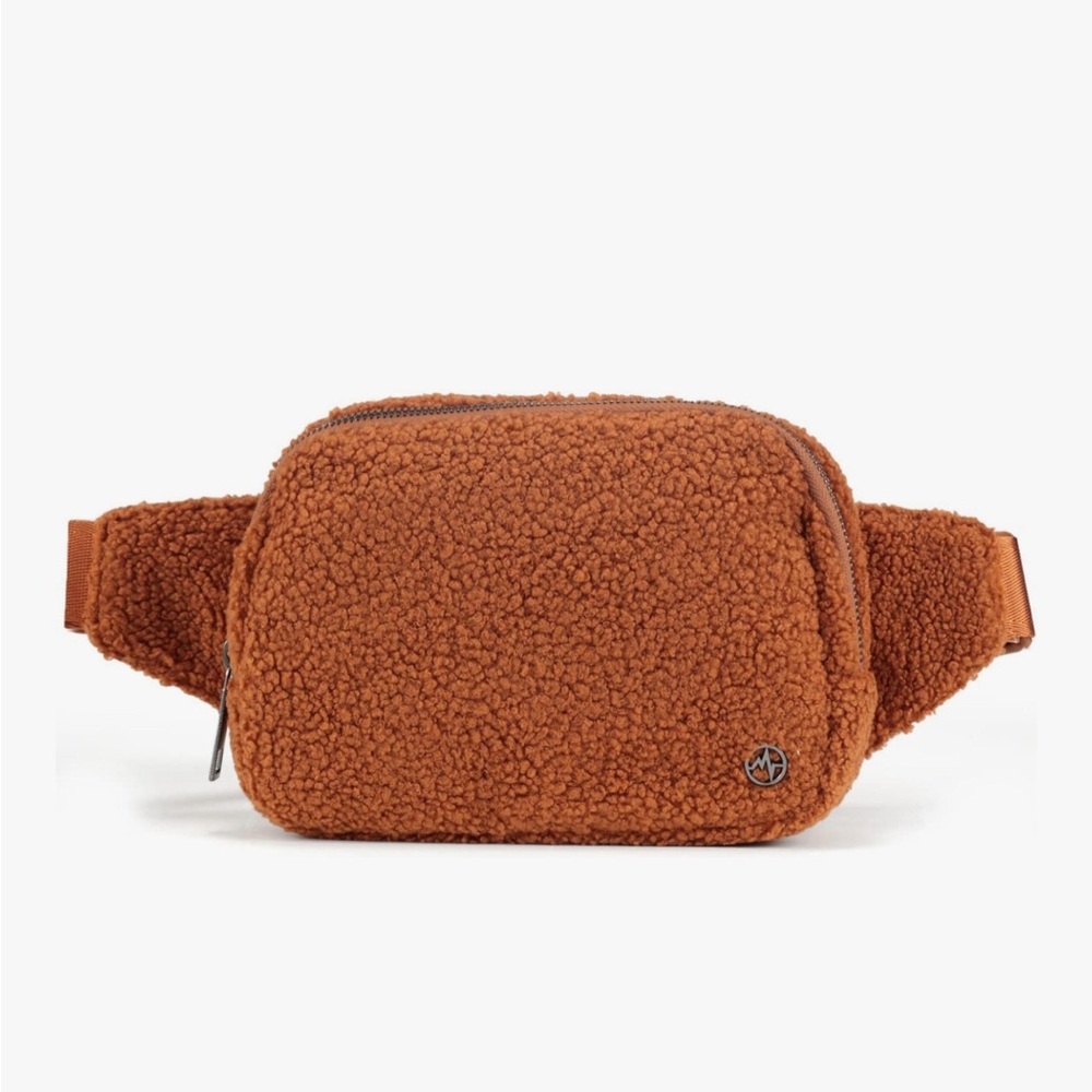 Pander Sherpa Fleece Belt Bag - Saddle Brown🦋